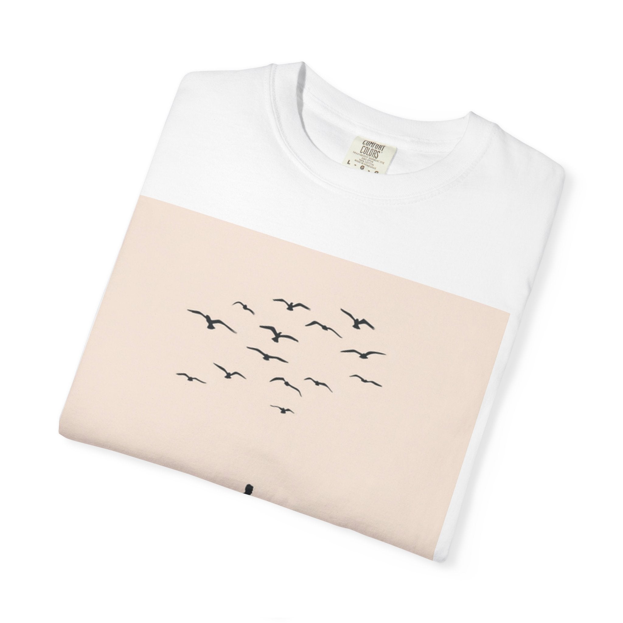 Surfer Beach Scene Tee | Casual Low Tide Waves Dude