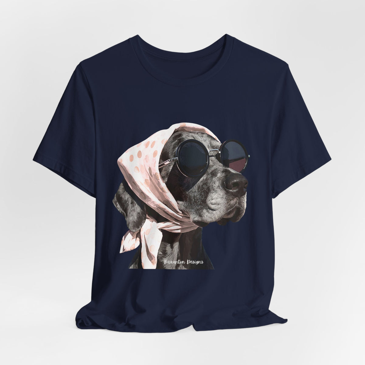 Vintage Dog Portrait T‑Shirt – Retro Sunglasses & Scarf Graphic. Lightweight fabric