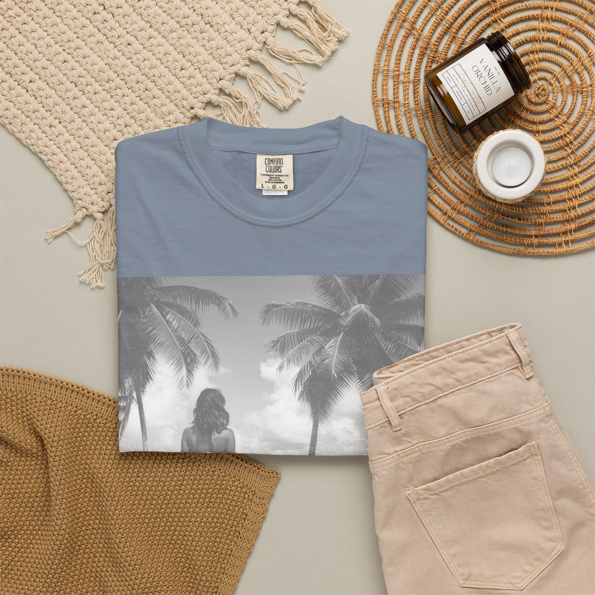 Vintage Beach Photo T‑Shirt — Coastal Retro Palm Print. Heavyweight Fabric
