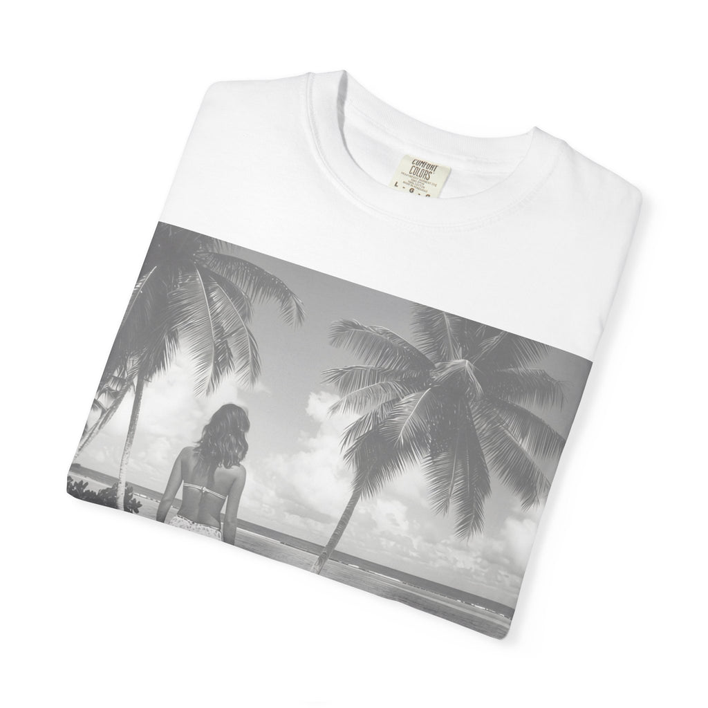 Vintage Beach Photo T‑Shirt — Coastal Retro Palm Print