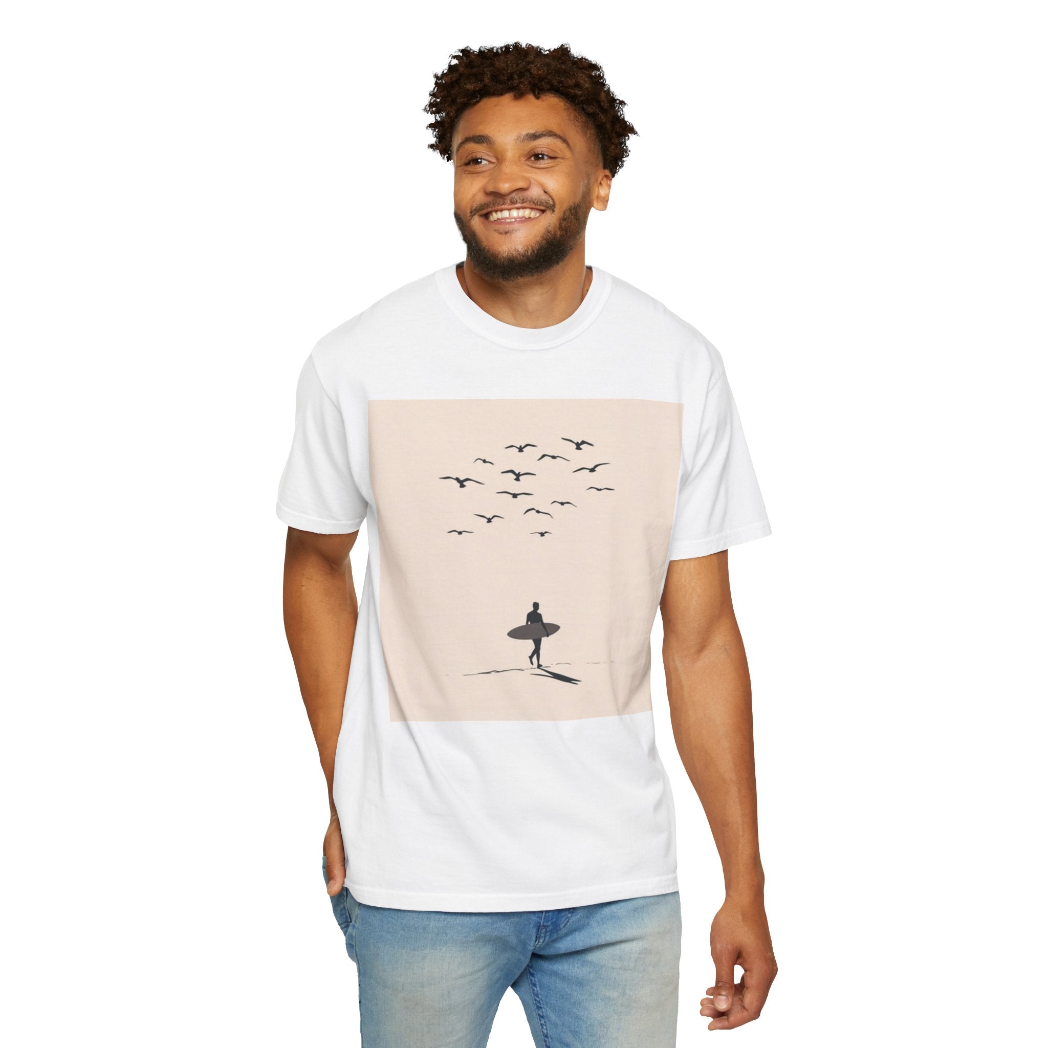 USA I Surfer Beach Scene Tee | Casual Low Tide Waves Dude