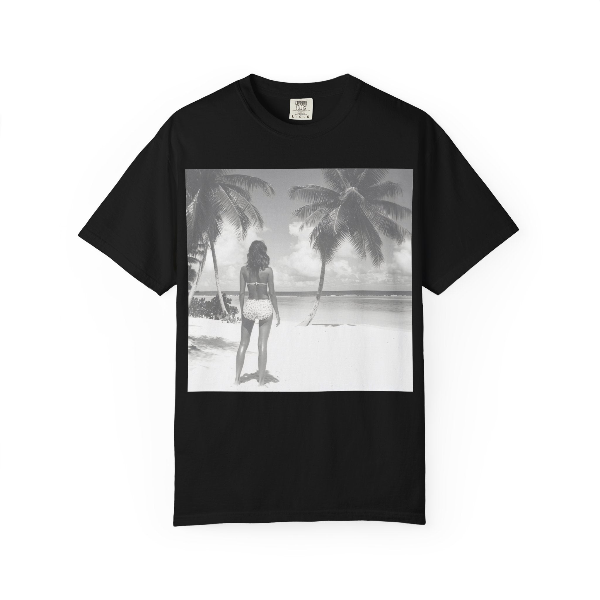 Vintage Beach Photo T‑Shirt — Coastal Retro Palm Print