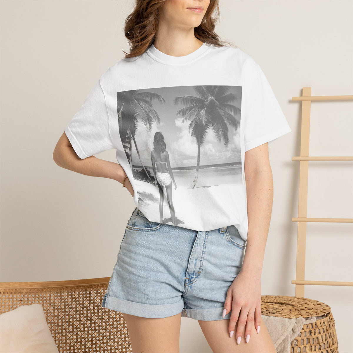 Vintage Beach Photo T‑Shirt — Coastal Retro Palm Print